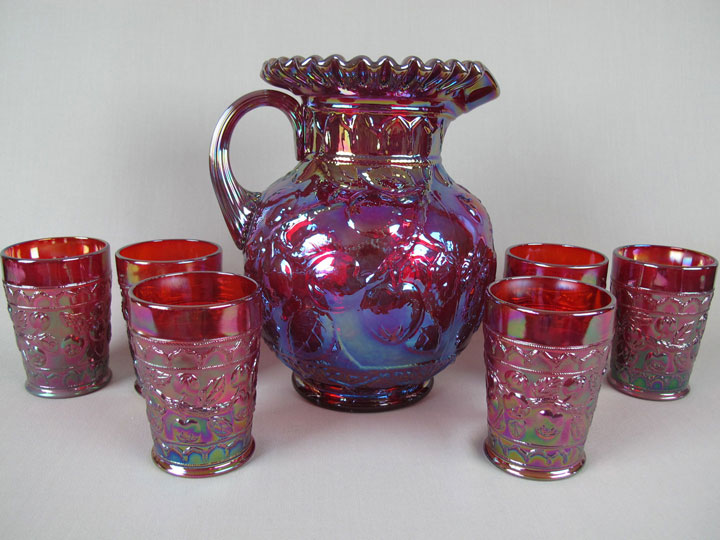 fferrone Fluted Talise Carafe Pitcher and Six Mixed Small Glass